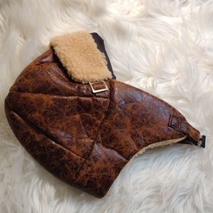 Hayes winter hat adult size